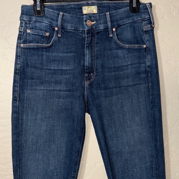 Mother the looker ankle fray in the color girl crush size 28 - Picture 9 of 9